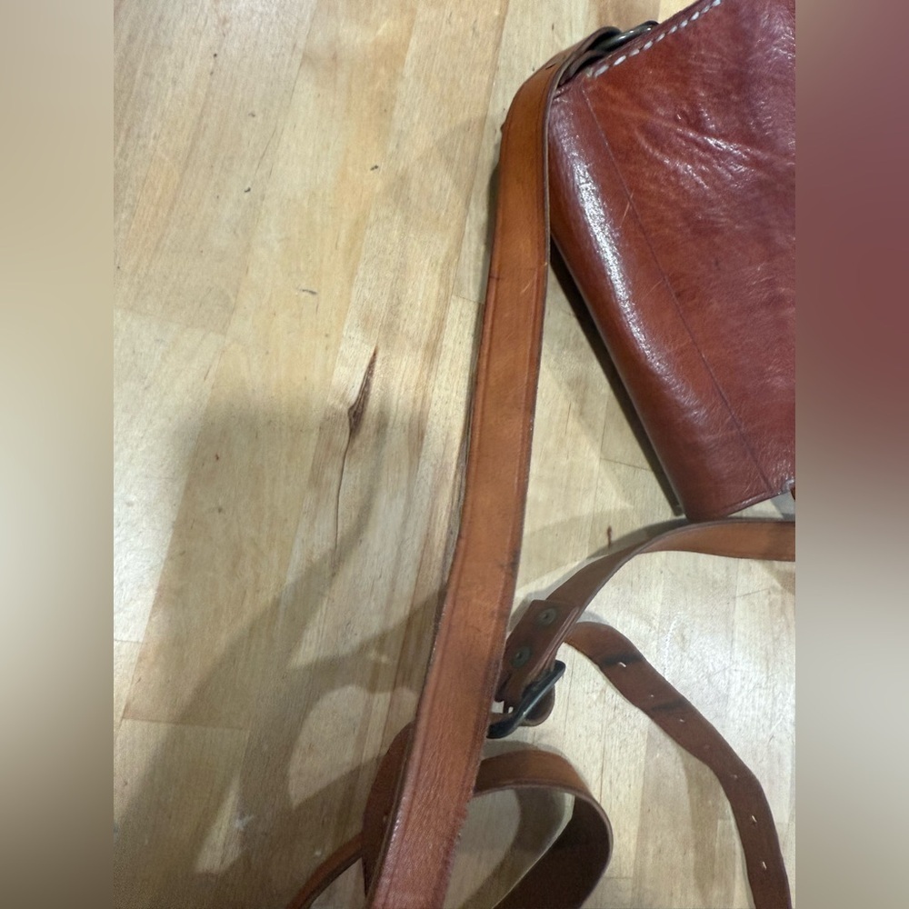 Vintage Rich Brown Leather Crossbody Bag - Picture 10 of 16